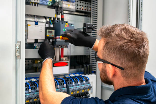 Best Electrical Repair Services  in Neenah, WI
